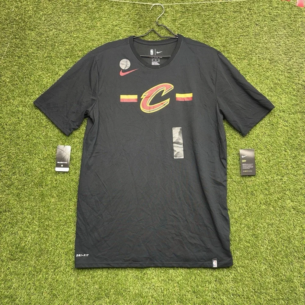 Cleveland Cavaliers Nike NBA Shirt Mens XLT Authentics Short Sleeve Black NWT
